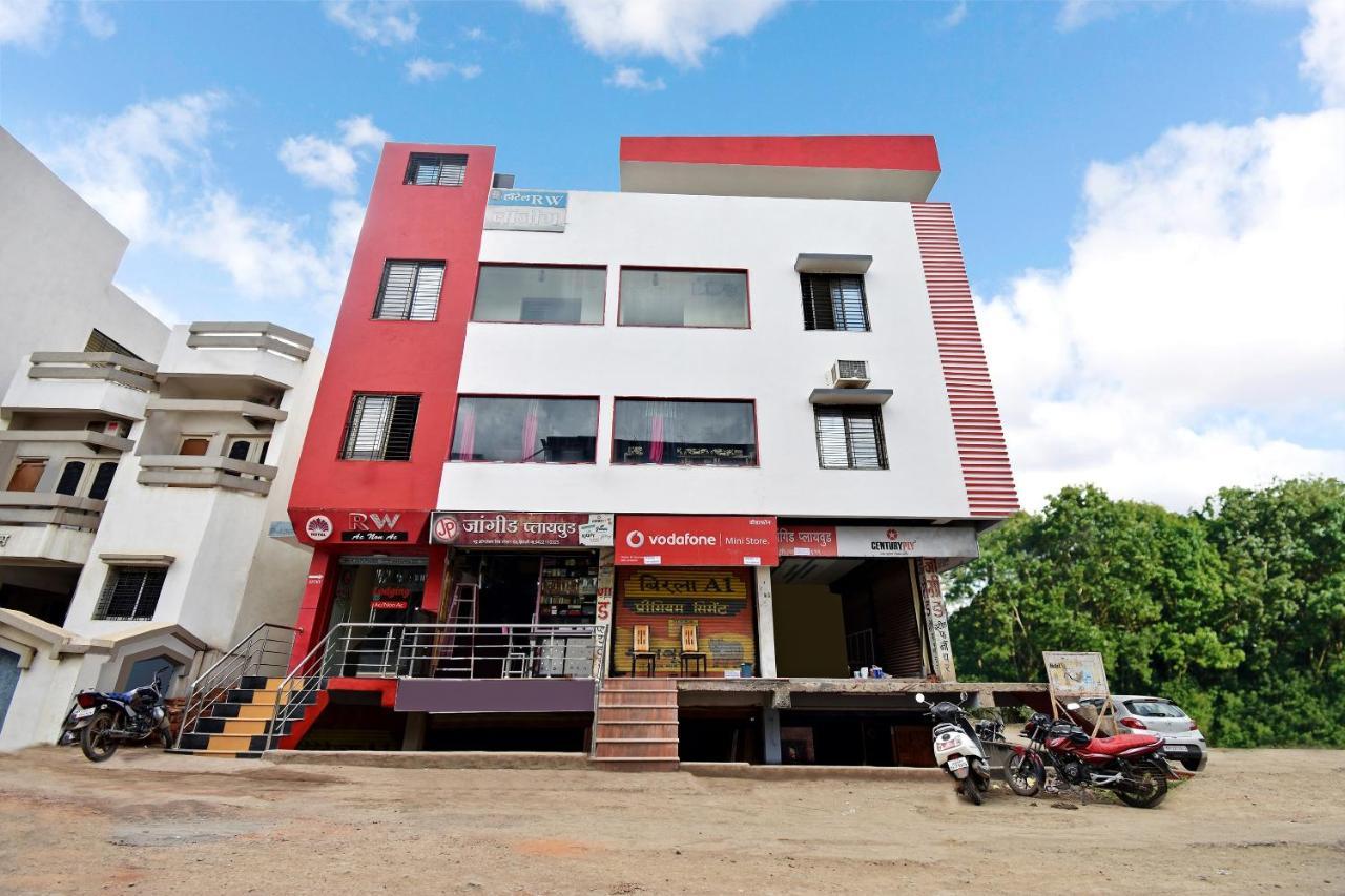 Oyo 61308 Hotel Rw International Hingoli Exterior foto
