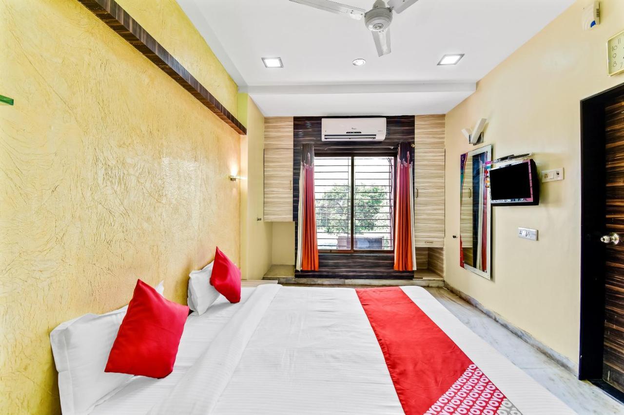 Oyo 61308 Hotel Rw International Hingoli Exterior foto
