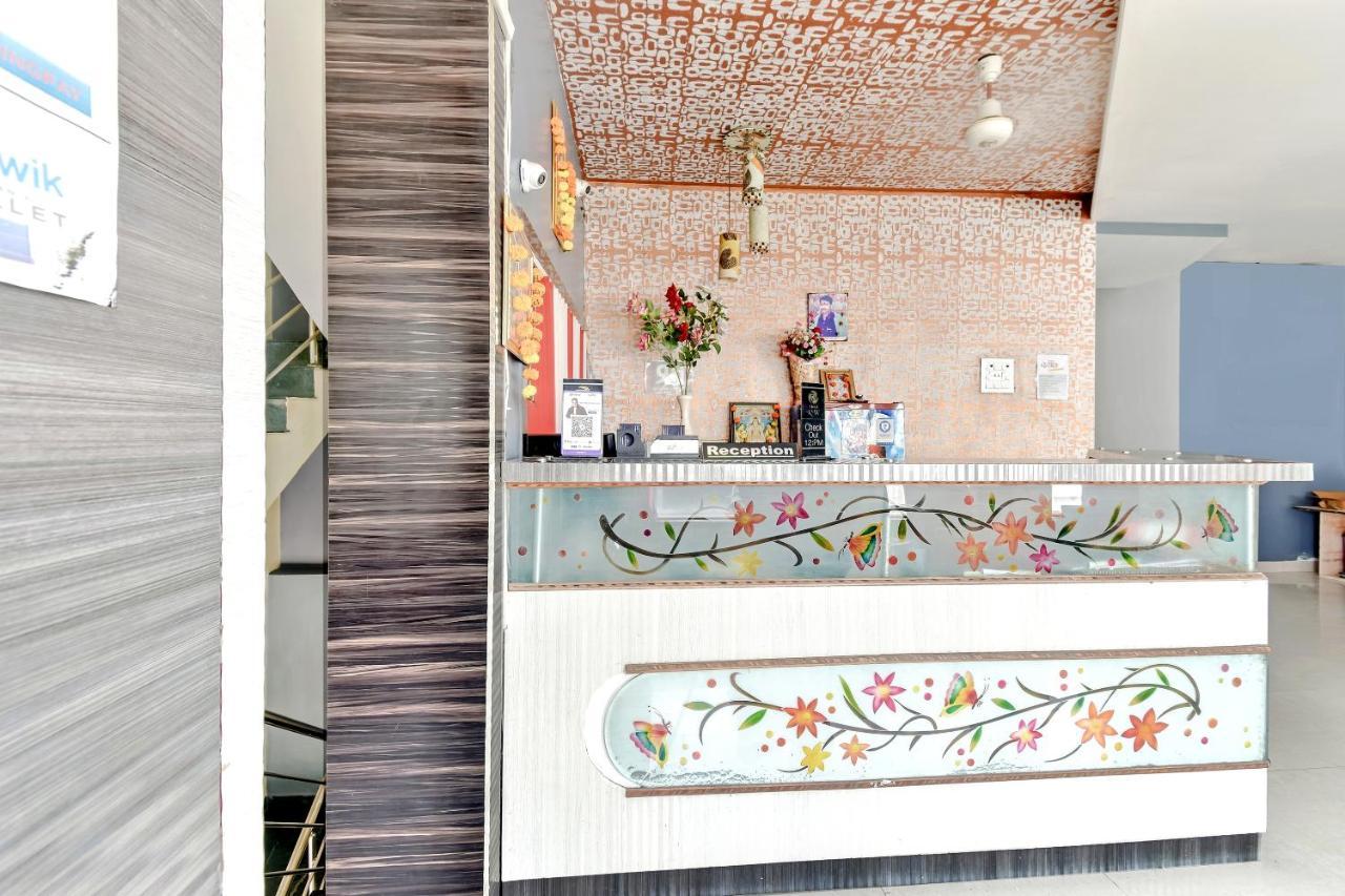 Oyo 61308 Hotel Rw International Hingoli Exterior foto